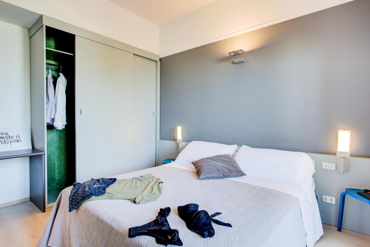 Hotel Ivano Rimini Esterno foto
